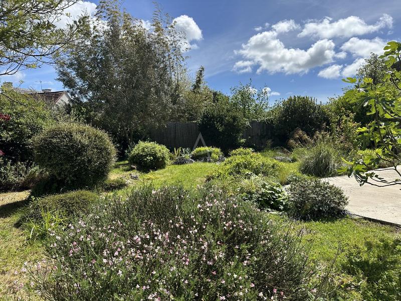 Maison - 177 m² - 10 pièces