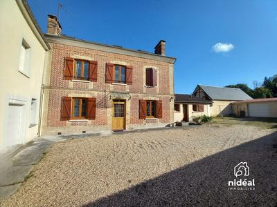 Maison - 94 m² - 4 pièces