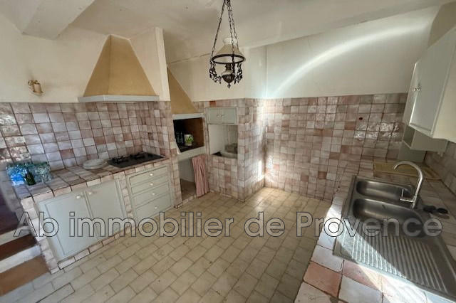 Maison - 189 m² - 3 pièces