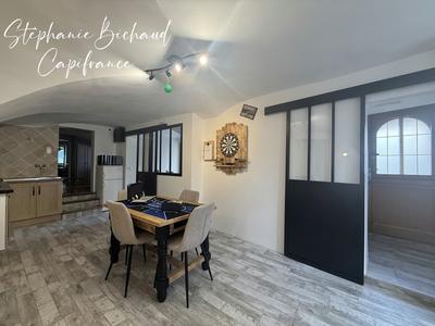 Maison - 231 m² - 13 pièces