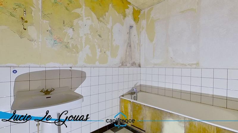 Maison - 225 m² - 8 pièces