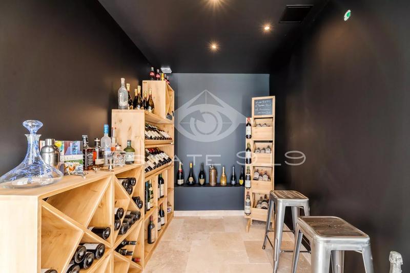 Villa - 400 m² - 8 pièces