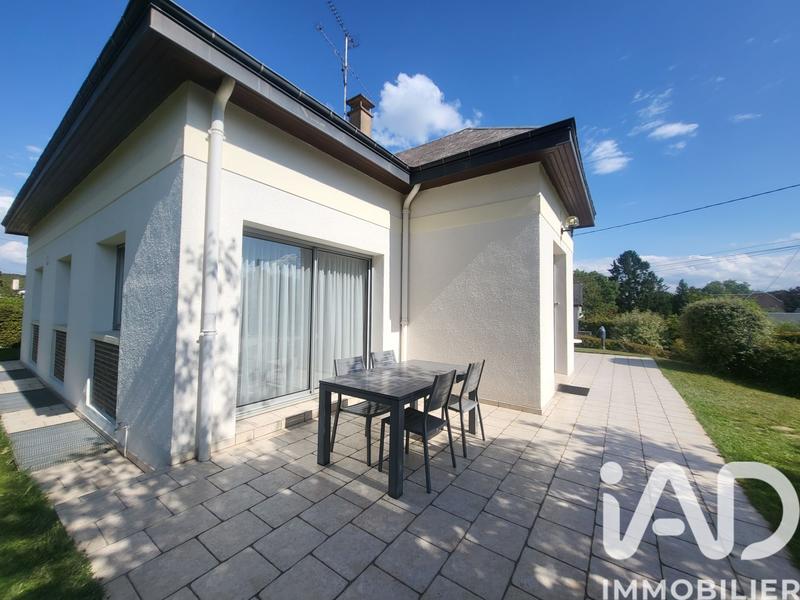 Maison - 192 m² - 8 pièces