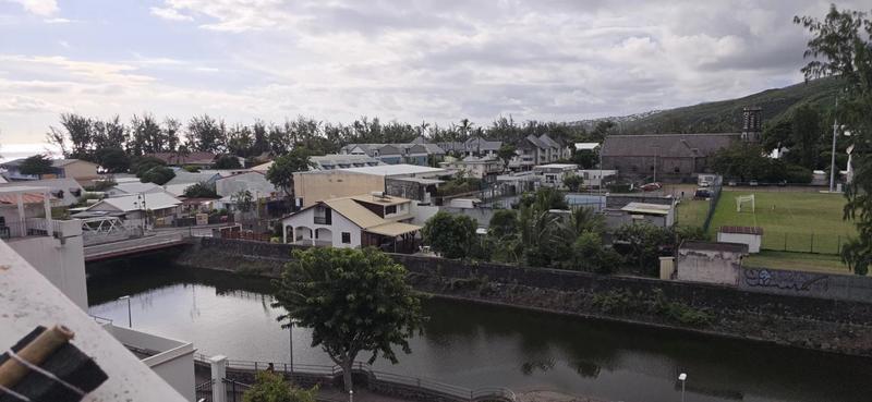 Appartement - 92 m² - 5 pièces