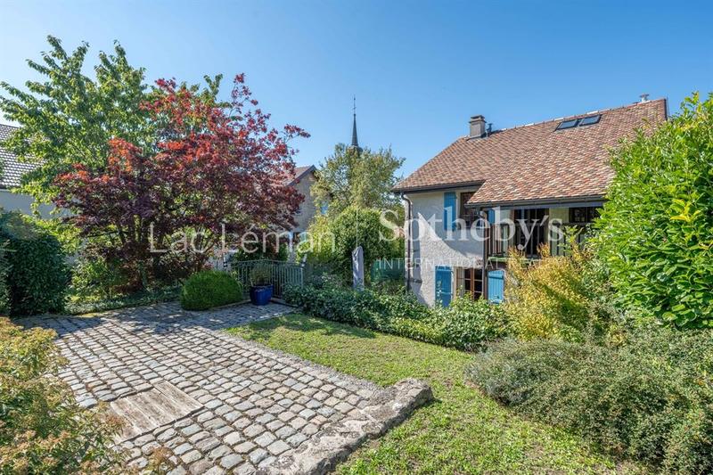 Maison - 110 m² - 6 pièces