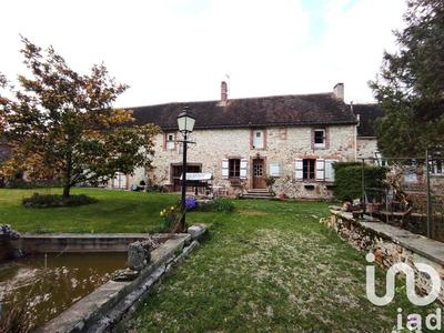 Maison - 93 m² - 4 pièces