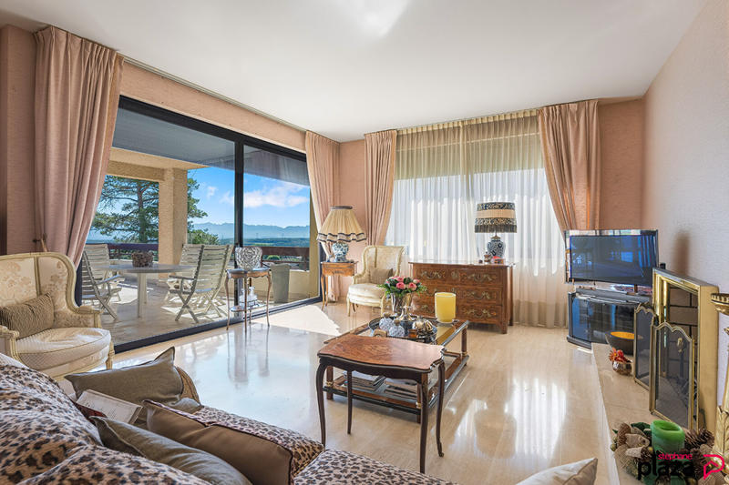 Villa - 320 m² - 7 pièces