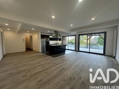 Appartement - 95 m² - 3 pièces