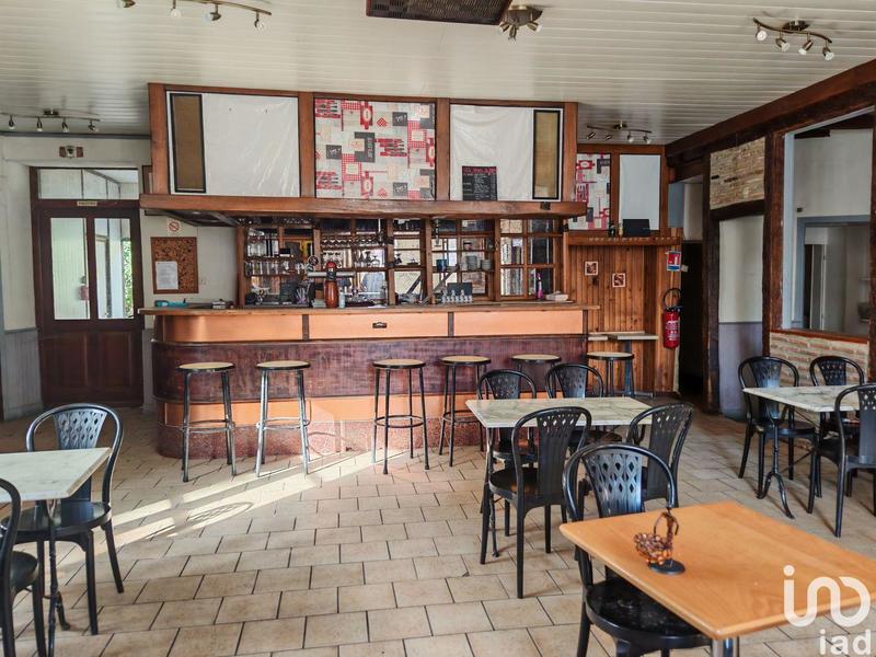 Maison - 350 m² - 6 pièces