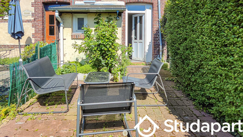 Chambre - 10 m² - 1 pièce