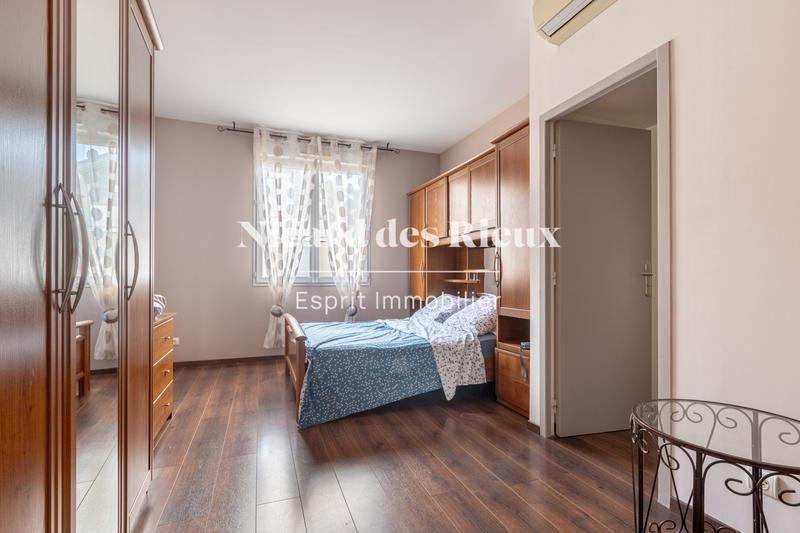 Loft - 297 m² - 6 pièces