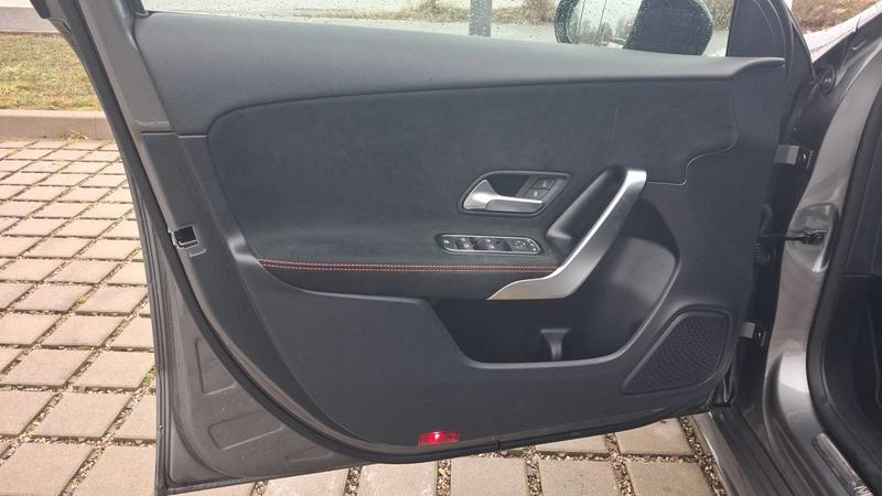 Mercedes Classe a 180 d 116 8g-Dct Amg Line