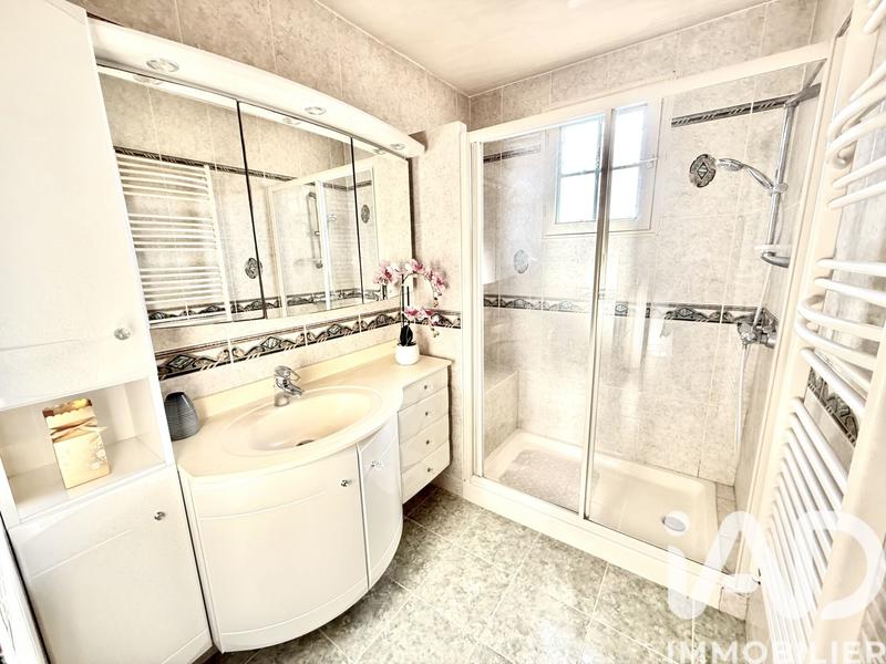 Maison - 103 m² - 5 pièces