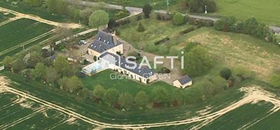 Propriété - 585 m² - 18 pièces