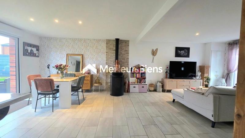 Maison - 96 m² - 4 pièces