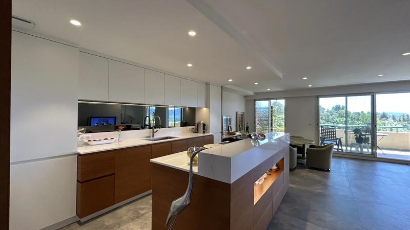 Appartement - 145 m² - 4 pièces