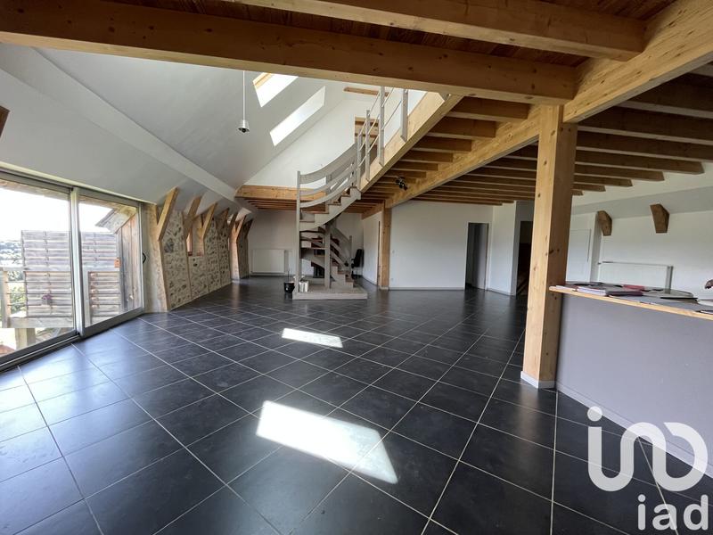 Maison - 613 m² - 18 pièces