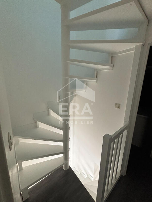 Appartement - 98 m² - 4 pièces