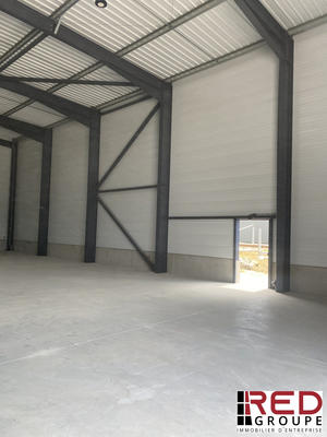 Entrepôt - 260 m²