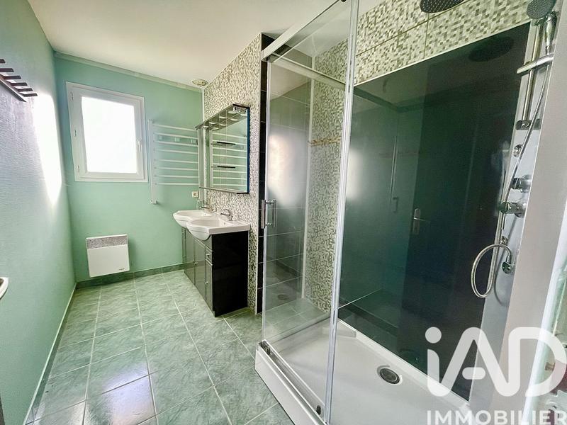 Maison - 96 m² - 5 pièces