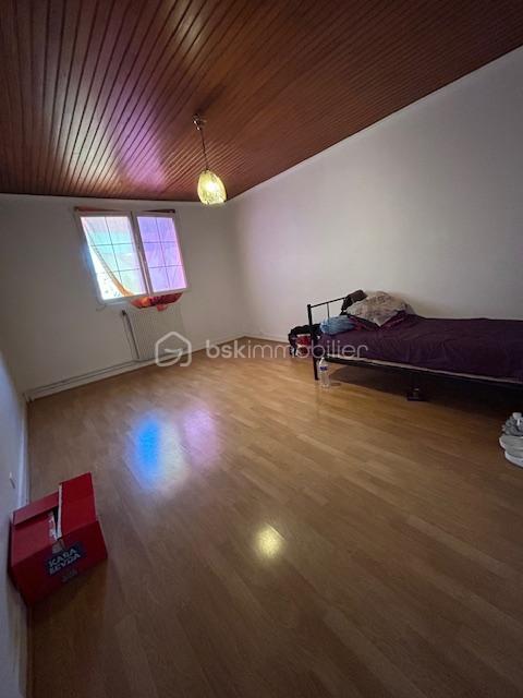 Maison - 190 m² - 10 pièces