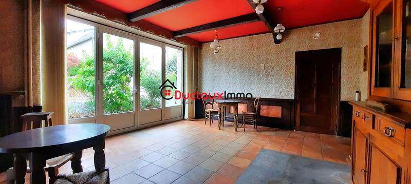 Maison - 220 m² - 10 pièces