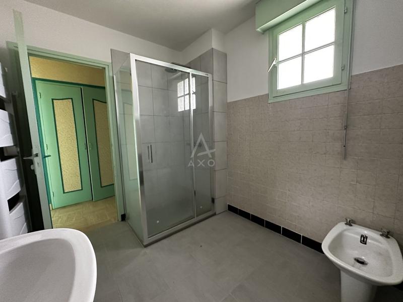 Maison - 103 m² - 6 pièces