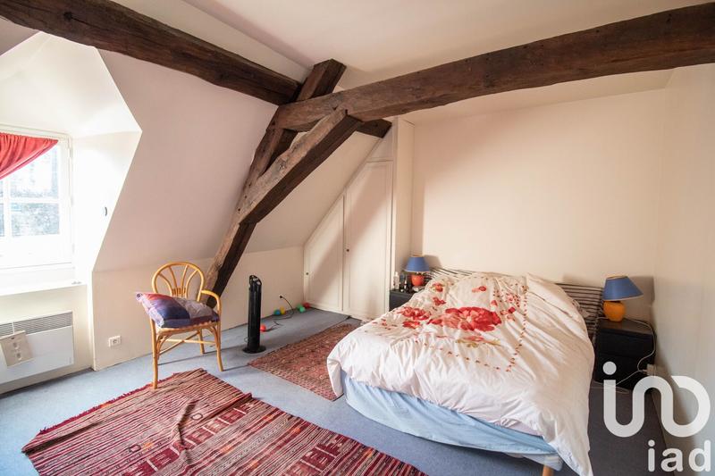 Maison - 285 m² - 9 pièces