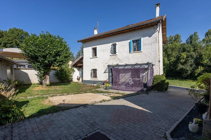 Maison - 94 m² - 4 pièces