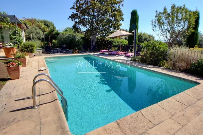 Maison - 146 m² - 7 pièces