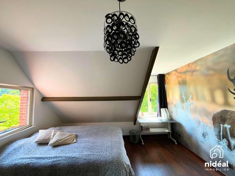 Maison - 450 m² - 10 pièces