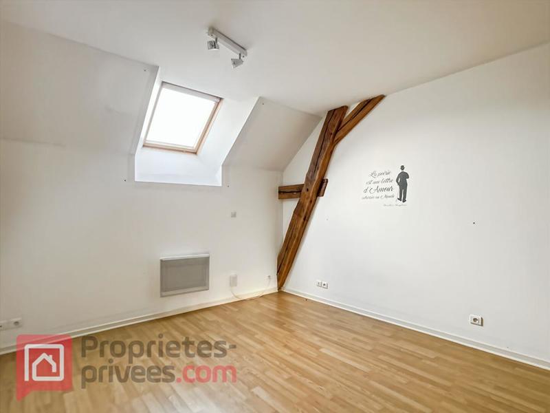 Maison - 263 m² - 9 pièces