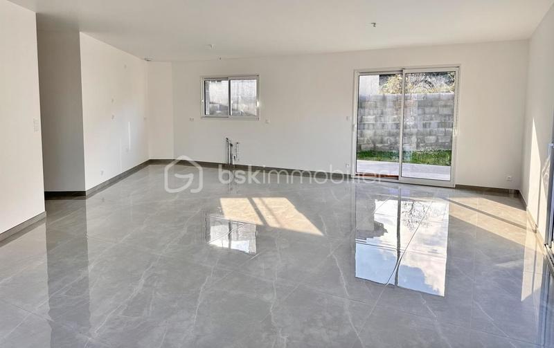 Villa - 95 m² - 4 pièces