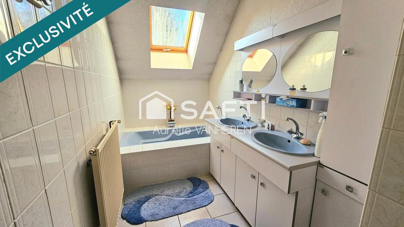 Maison - 225 m² - 7 pièces