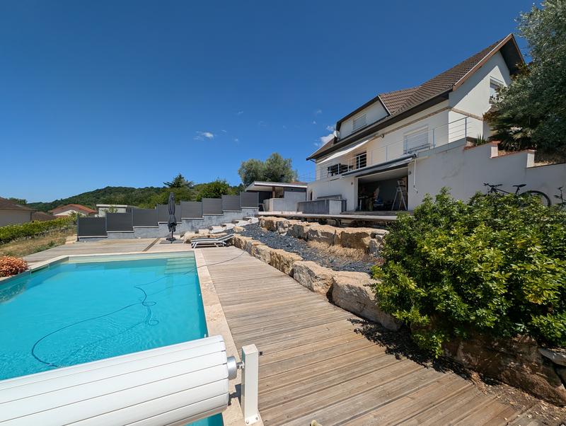 Maison - 165 m² - 7 pièces