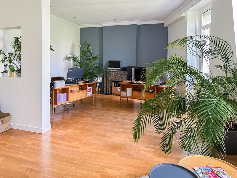 Bureau - 215 m² - 9 pièces