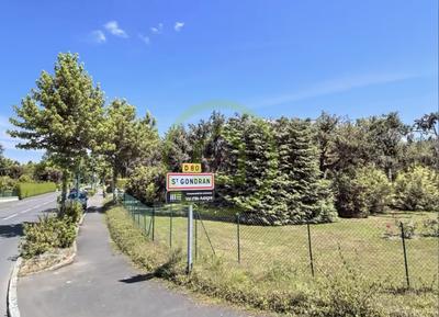 Terrain constructible - 374 m²