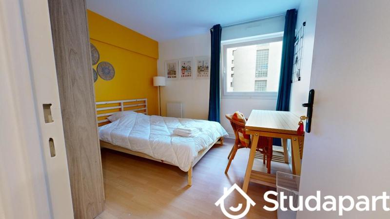 Chambre - 11 m² - 1 pièce