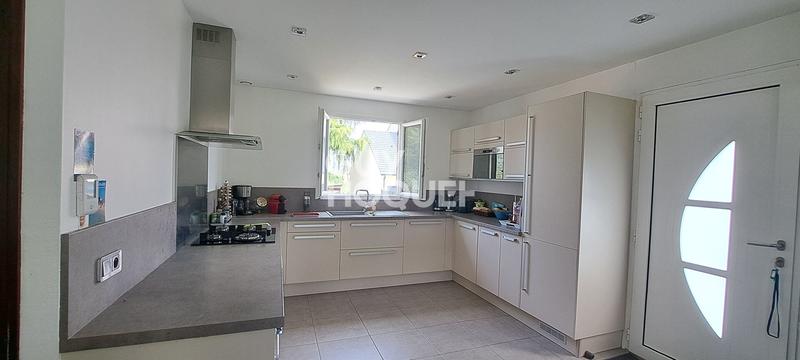 Maison - 110 m² - 6 pièces