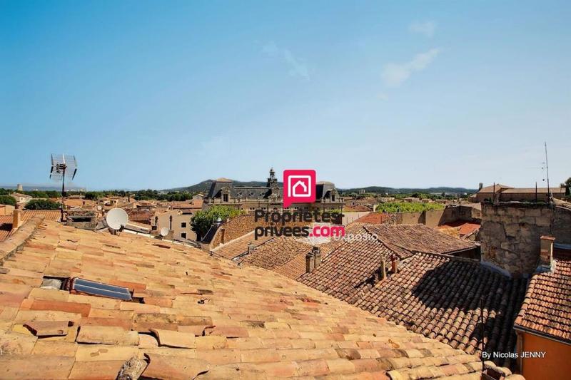 Immeuble - 215 m² - 9 pièces