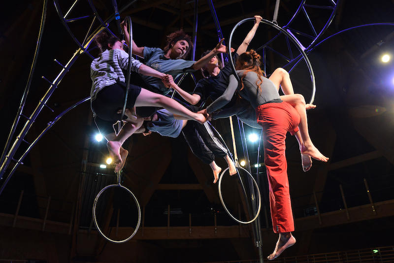 Spring : premier festival international de cirque contemporain