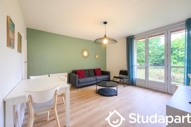 Chambre - 11 m² - 1 pièce