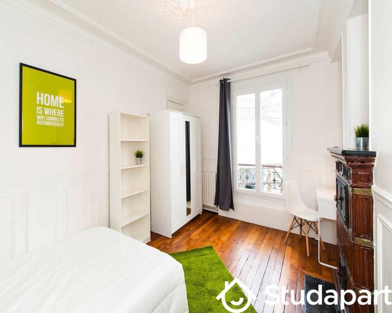 Chambre - 70 m² - 1 pièce