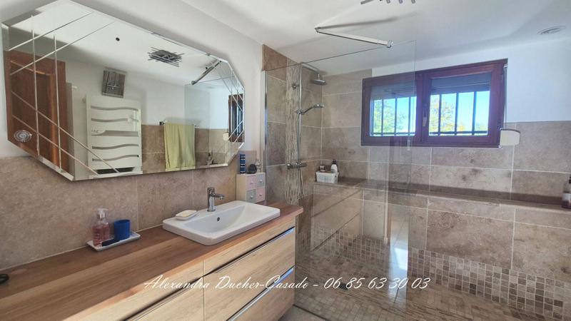 Maison - 162 m² - 4 pièces