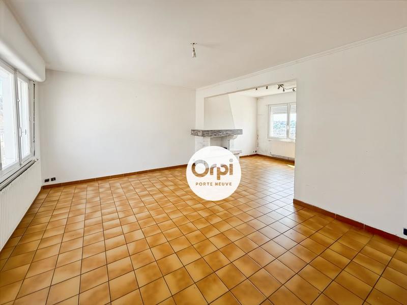 Appartement - 83 m² - 4 pièces