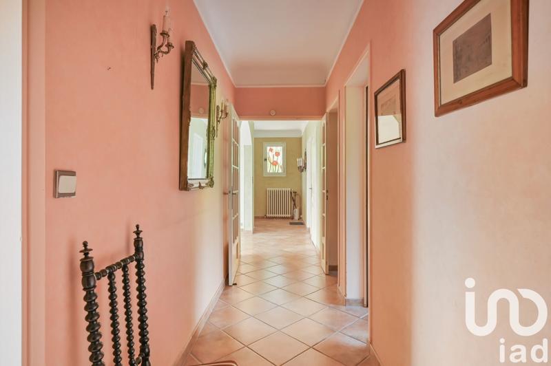 Maison - 220 m² - 4 pièces