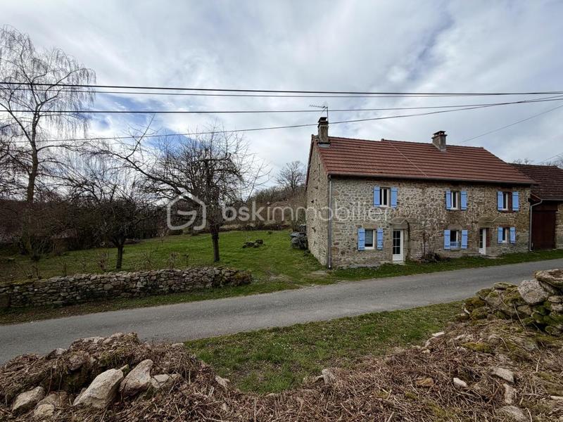 Maison en pierre - 114 m² - 5 pièces