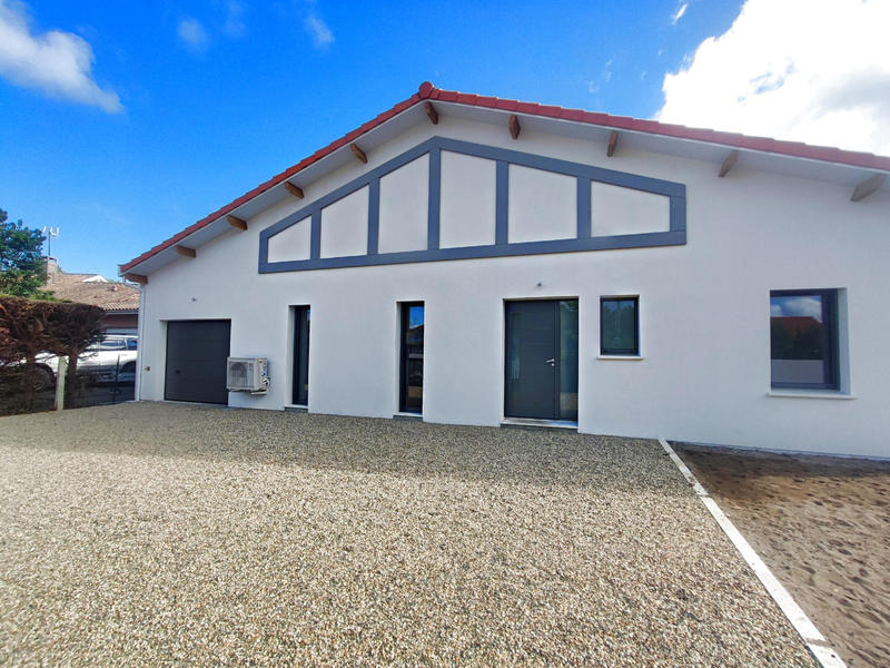 Villa - 150 m² - 5 pièces