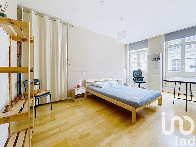 Appartement - 204 m² - 5 pièces