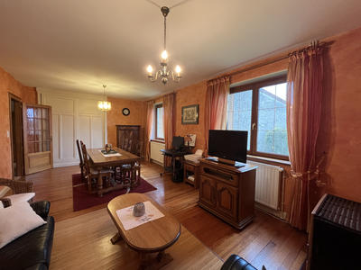 Maison - 177 m² - 6 pièces